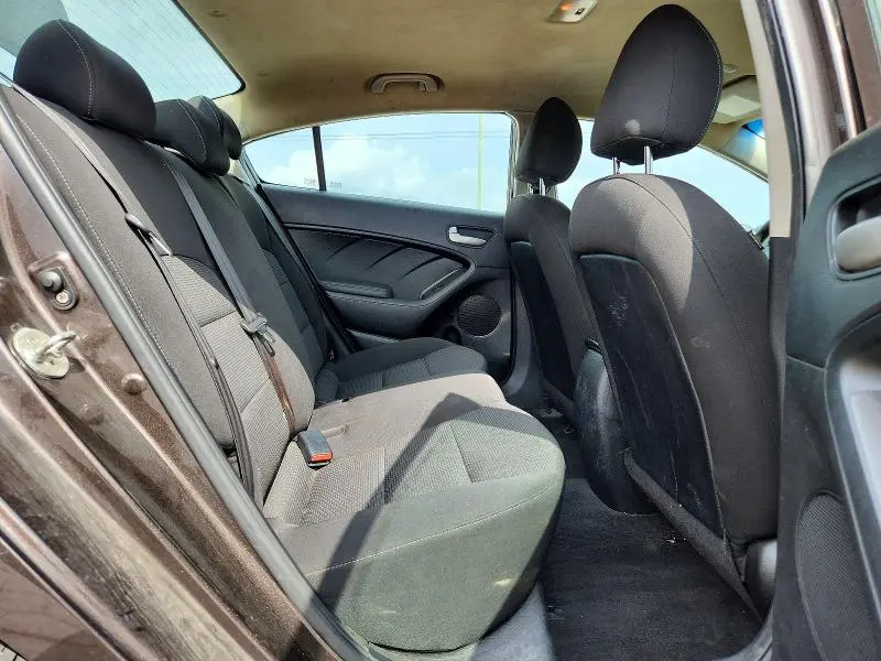 2018 KIA FORTE LX  