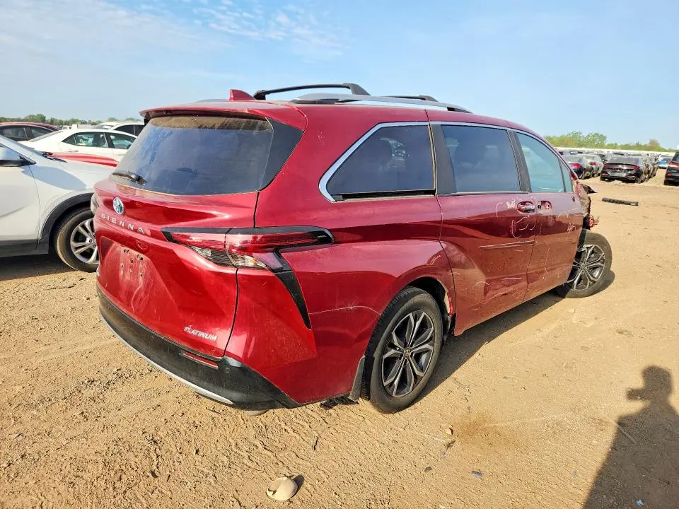 2025 TOYOTA SIENNA PLATINUM 7-PASSENGER  