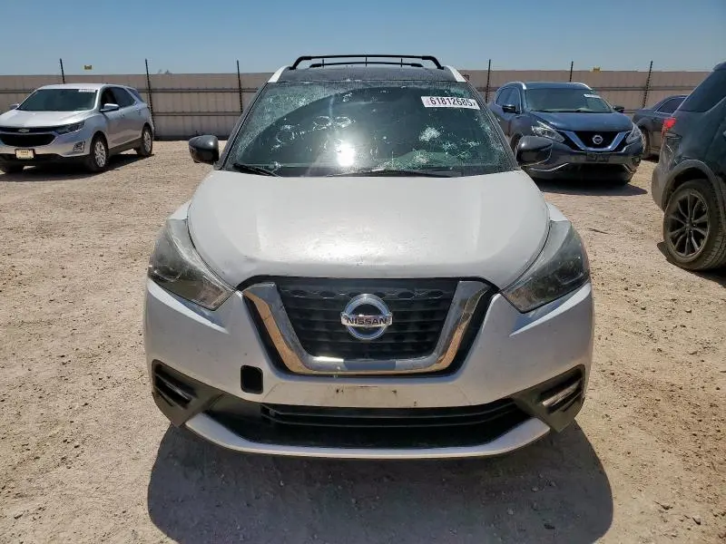 2019 NISSAN KICKS S  