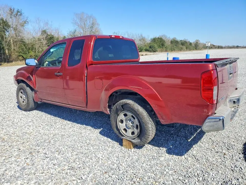 2015 NISSAN FRONTIER S  