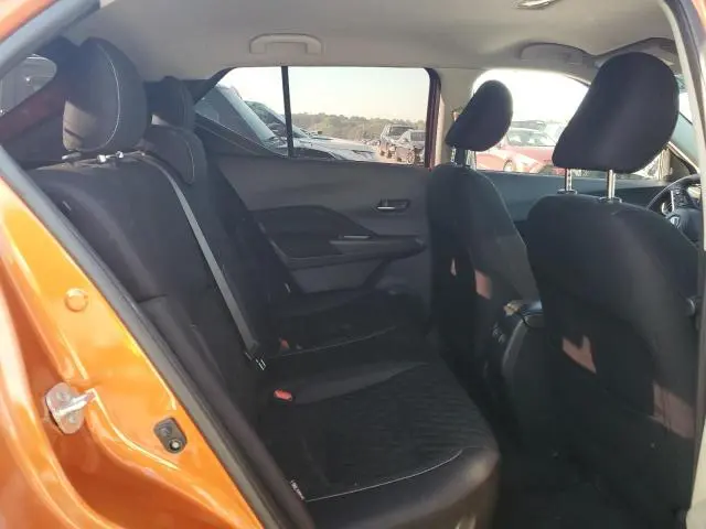 2021 NISSAN KICKS SV  