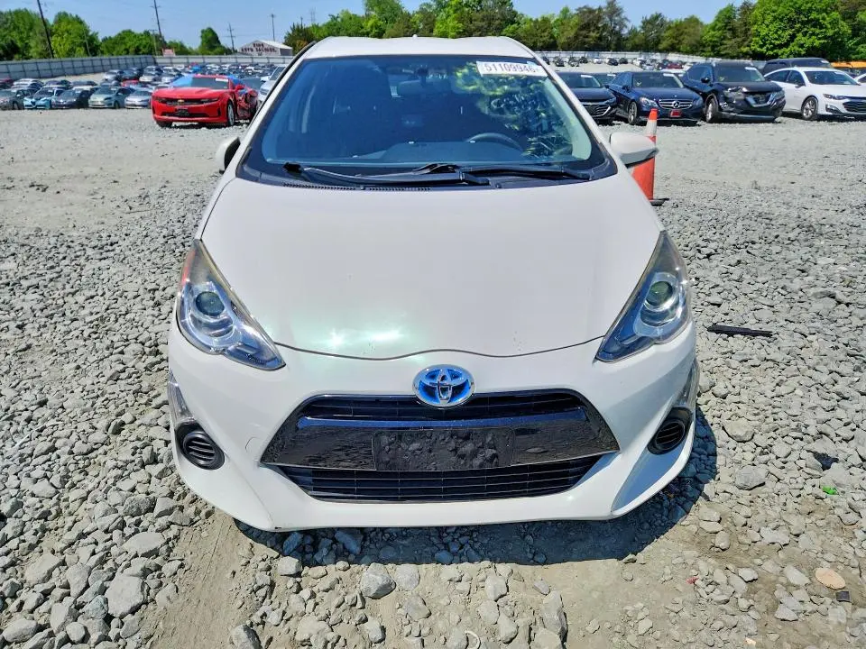 2015 TOYOTA PRIUS C TWO  