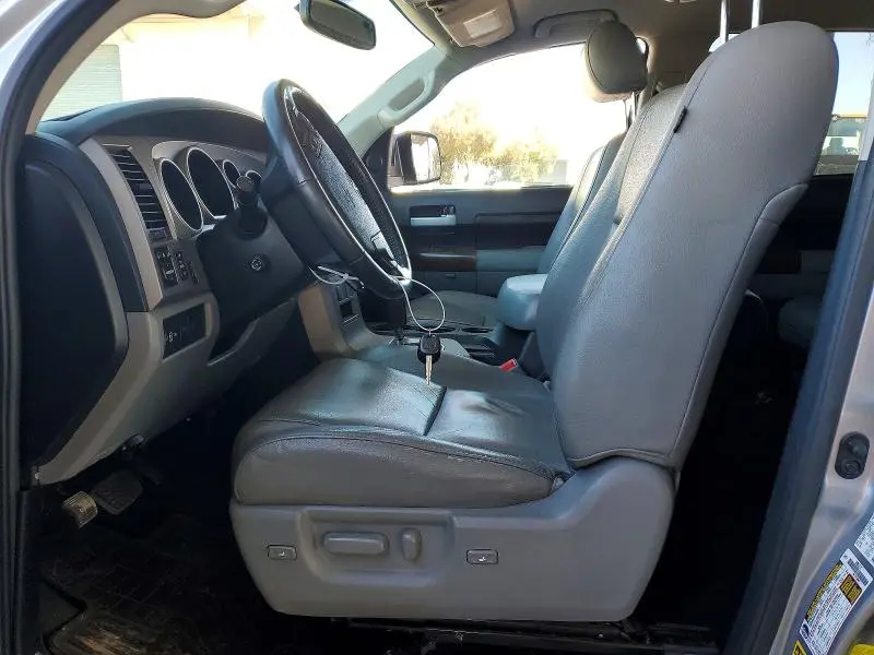 2013 TOYOTA TUNDRA LIMITED  