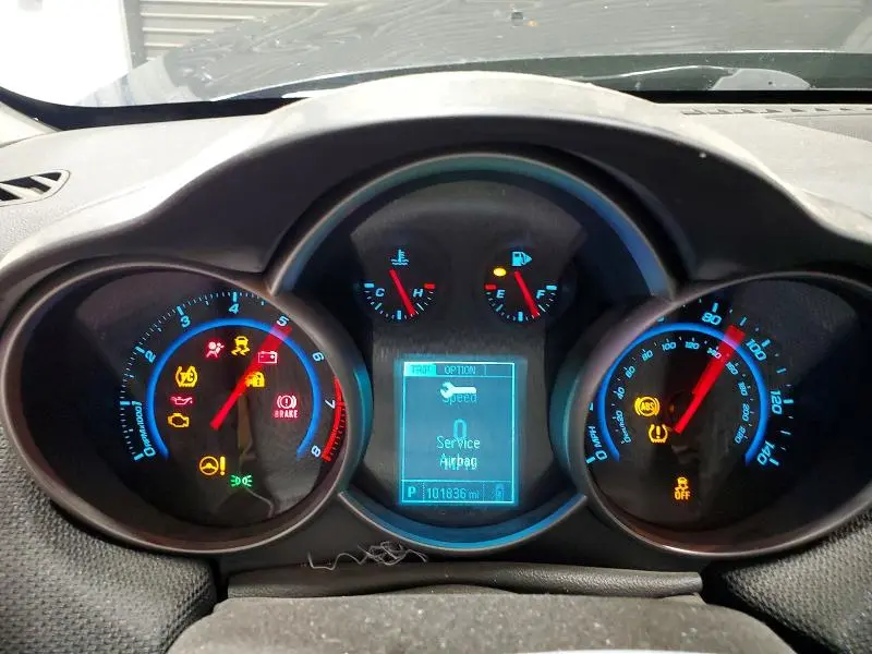 2015 CHEVROLET CRUZE LT  