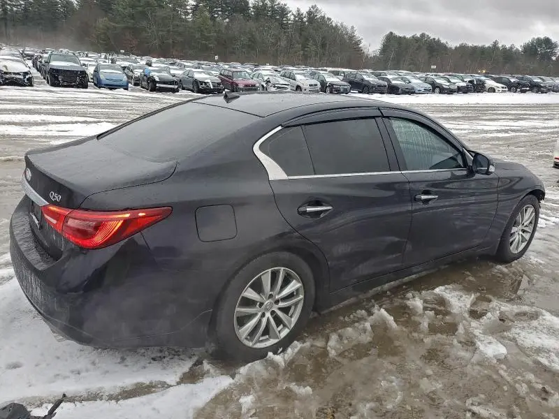 2021 INFINITI Q50 LUXE  