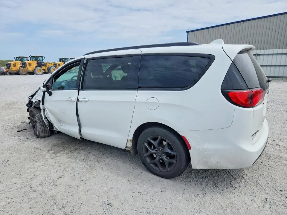 2019 CHRYSLER PACIFICA TOURING L  
