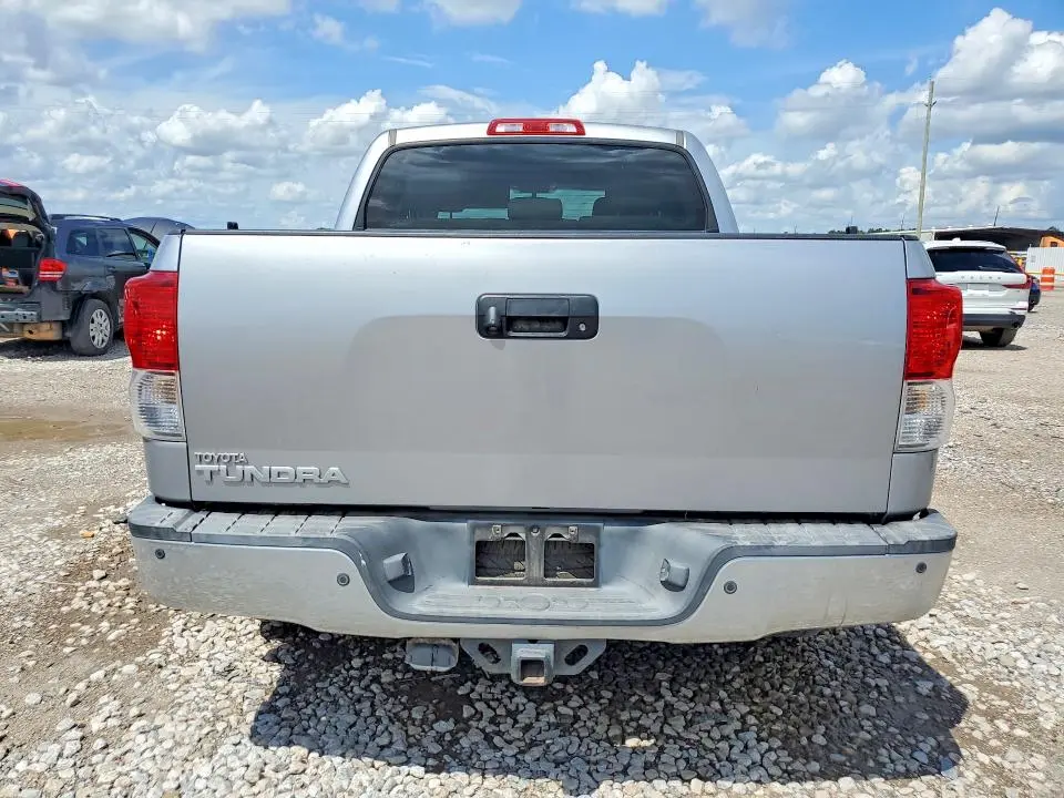 2012 TOYOTA TUNDRA CREWMAX LIMITED  