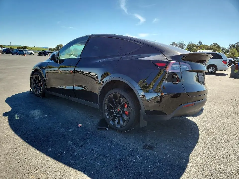 2022 TESLA Y   