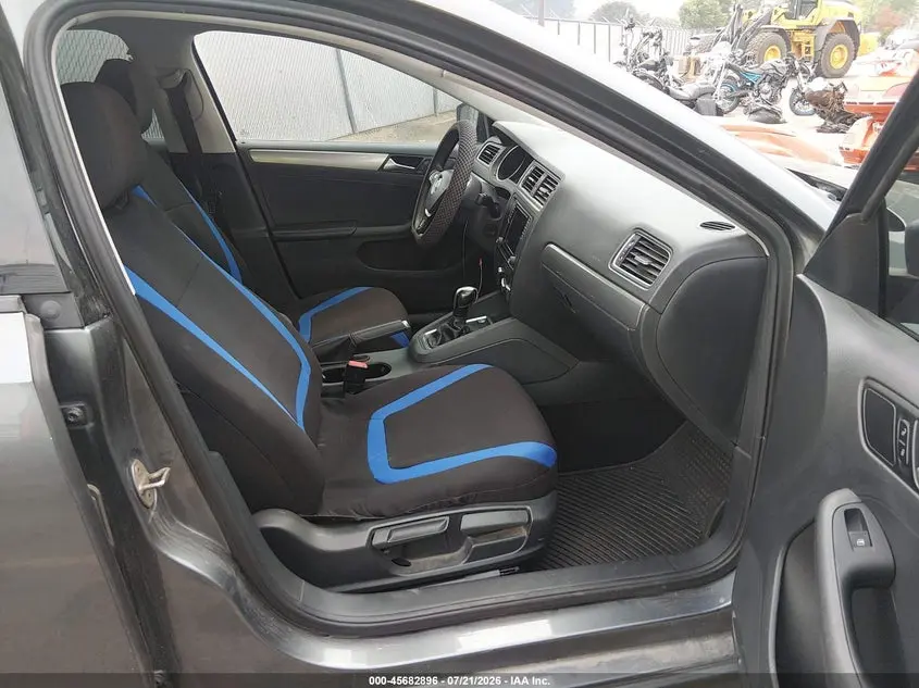 2016 VOLKSWAGEN JETTA 1.4T SE