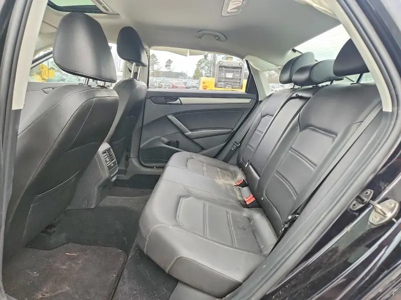 2022 VOLKSWAGEN PASSAT SE  