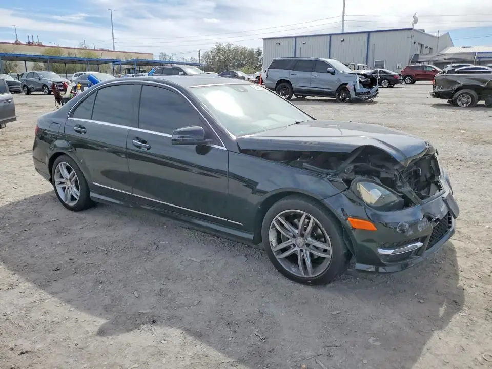 2014 MERCEDES-BENZ C 250  