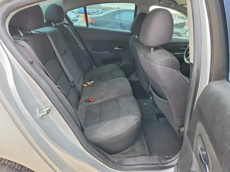 2015 CHEVROLET CRUZE LT  