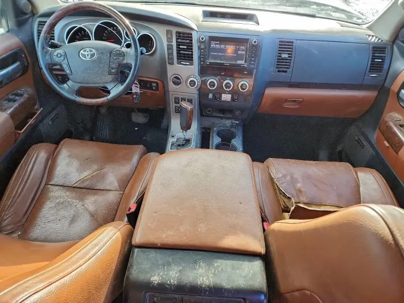 2010 TOYOTA SEQUOIA PLATINUM  