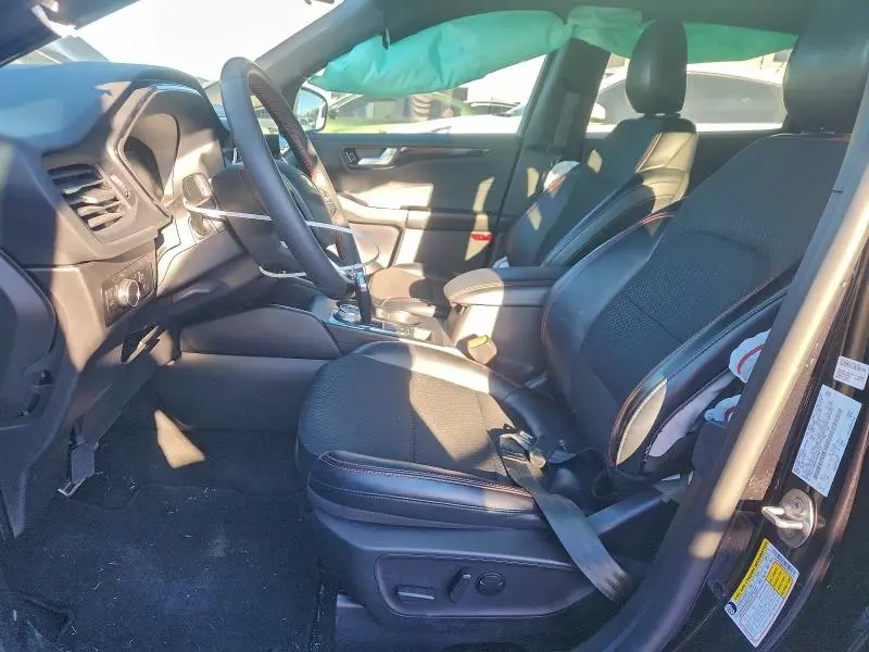 2024 FORD ESCAPE ST LINE  