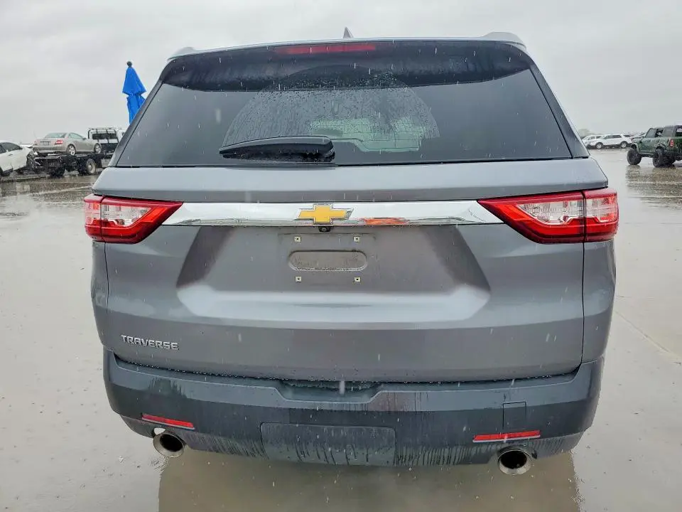2020 CHEVROLET TRAVERSE LS  