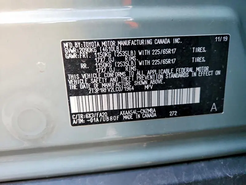 2020 TOYOTA RAV4 XLE  