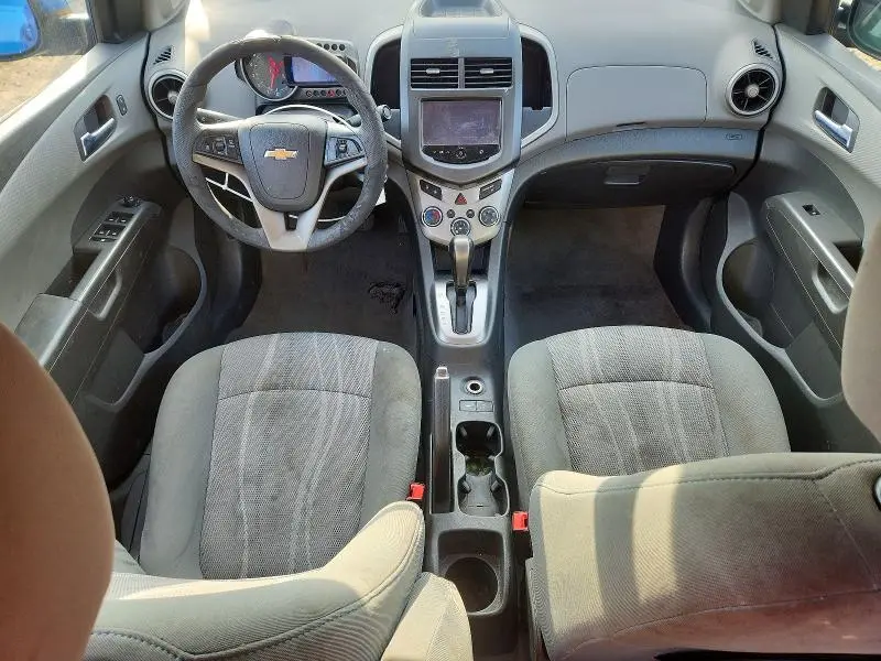 2016 CHEVROLET SONIC LT  