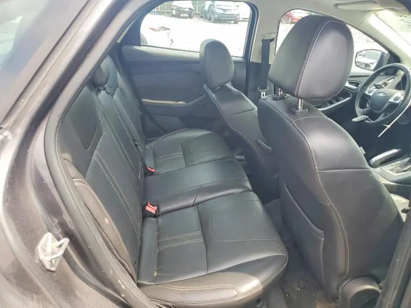 2014 FORD FOCUS TITANIUM  