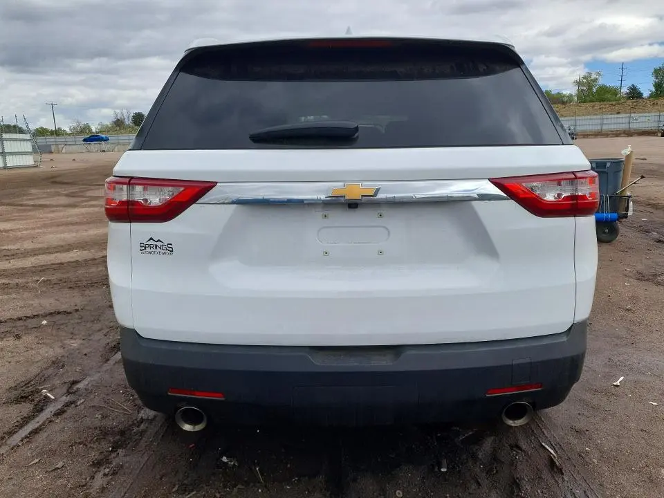 2021 CHEVROLET TRAVERSE LS  