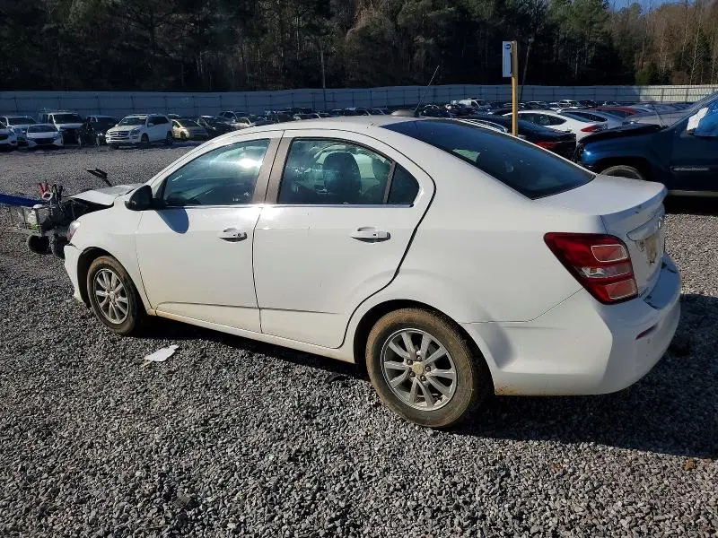 2017 CHEVROLET SONIC LT  