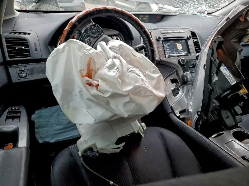 2015 TOYOTA VENZA LE  