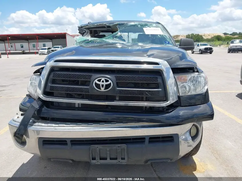 2010 TOYOTA TUNDRA GRADE 5.7L V8