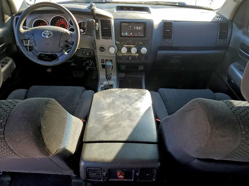 2013 TOYOTA TUNDRA CREWMAX SR5  