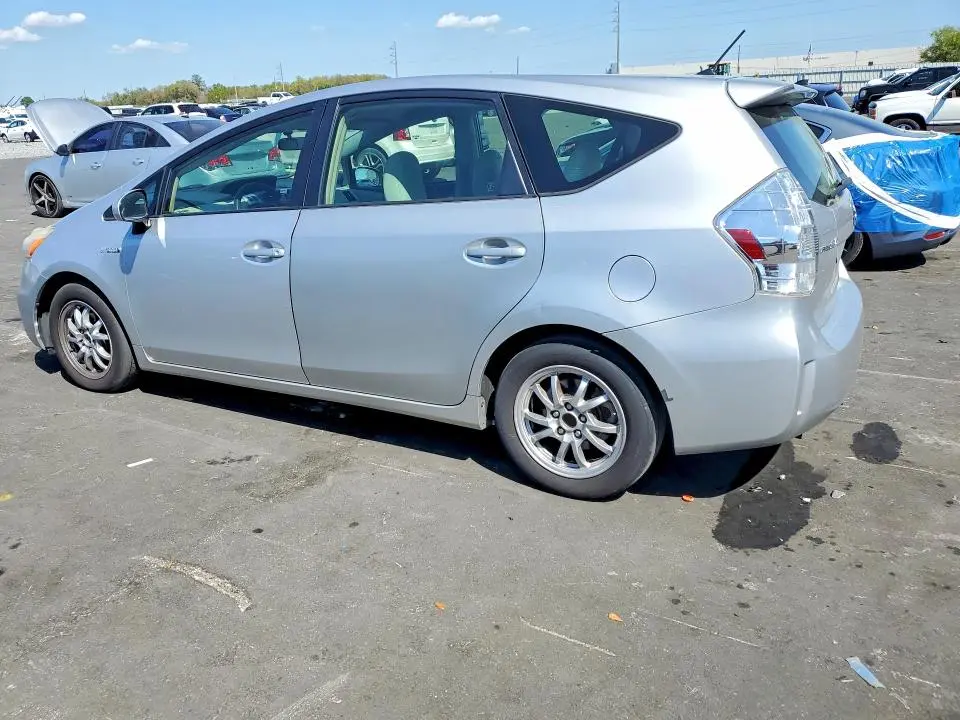 2012 TOYOTA PRIUS V TWO  
