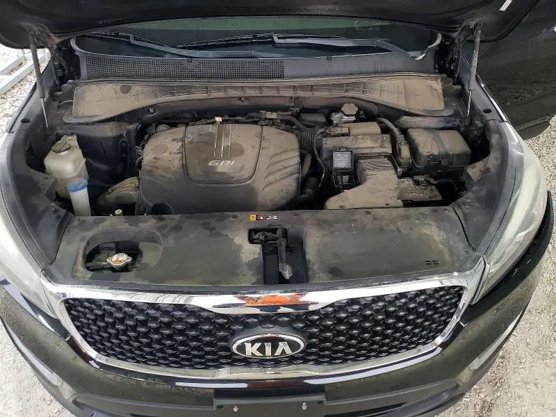 2017 KIA SORENTO LX V6  