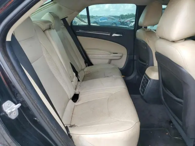 2016 CHRYSLER 300C   