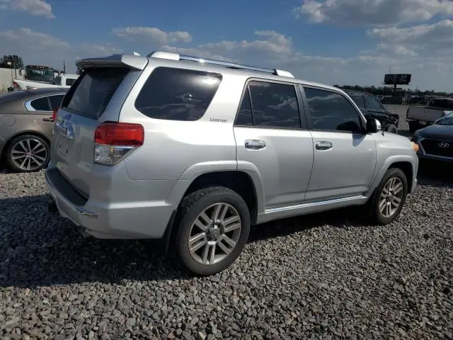 2011 TOYOTA 4RUNNER SR5  