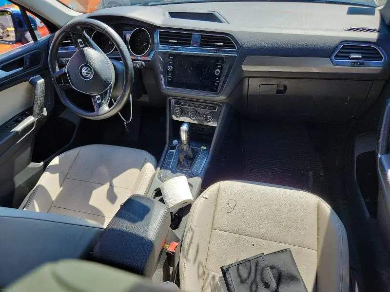 2020 VOLKSWAGEN TIGUAN SE  