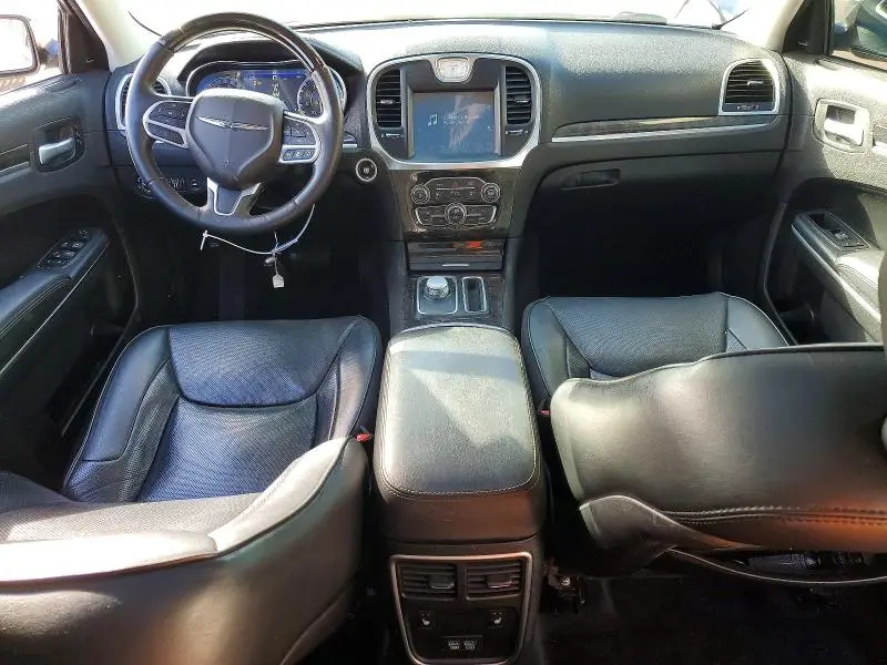 2017 CHRYSLER 300C   