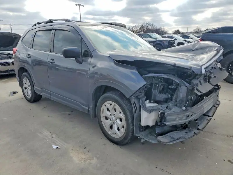 2021 SUBARU FORESTER   