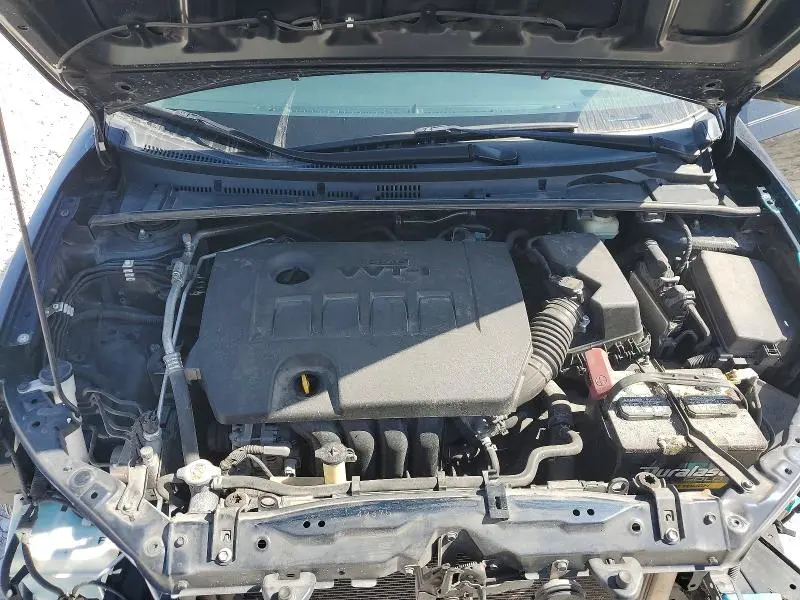 2019 TOYOTA COROLLA SE  