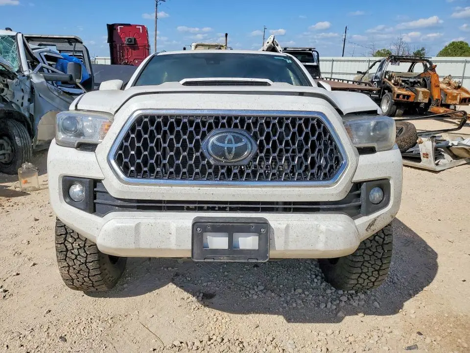 2019 TOYOTA TACOMA TRD SPORT  