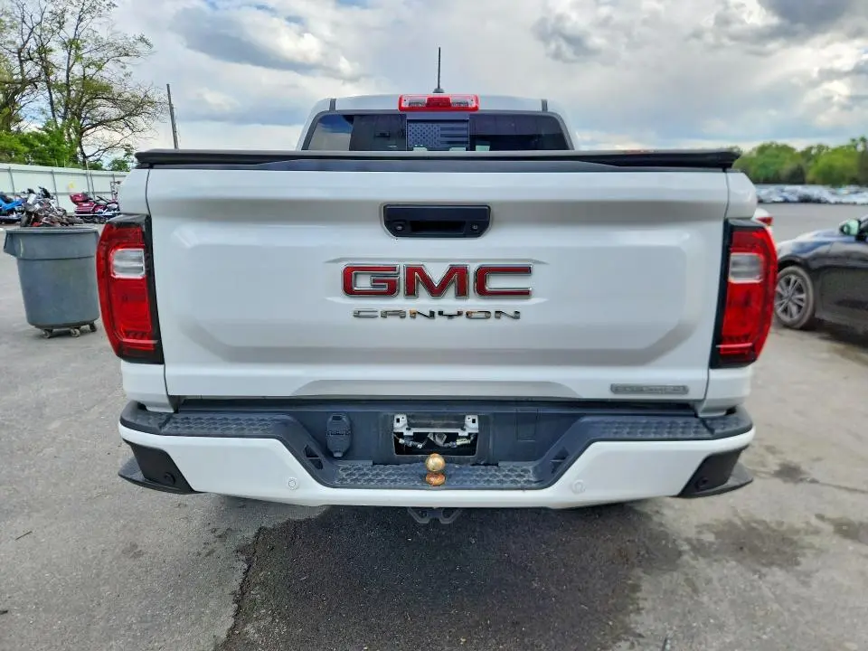 2023 GMC CANYON ELEVATION  
