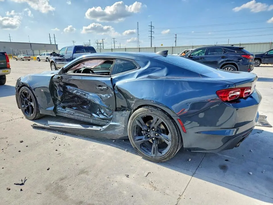 2021 CHEVROLET CAMARO LS  