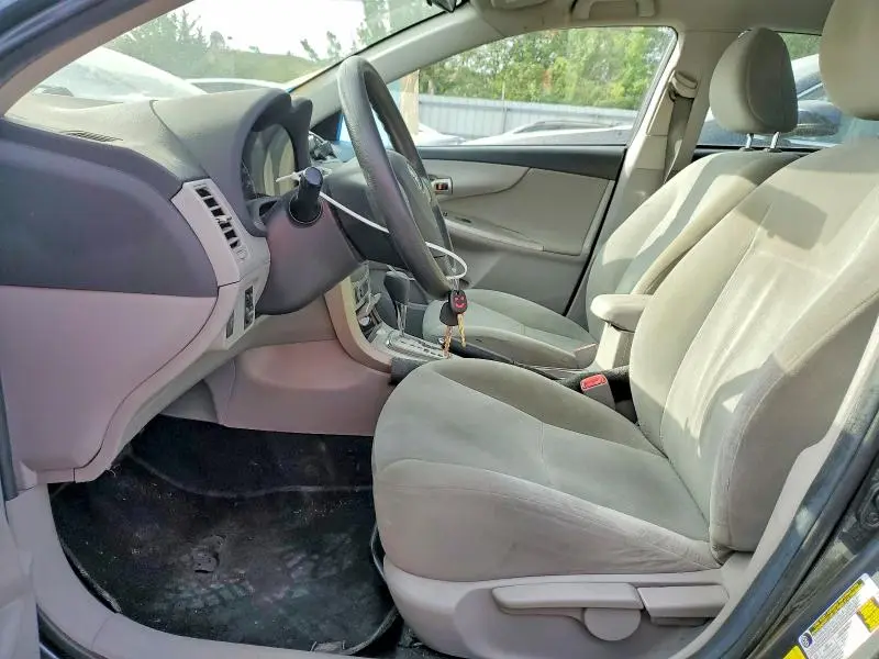 2011 TOYOTA COROLLA LE  