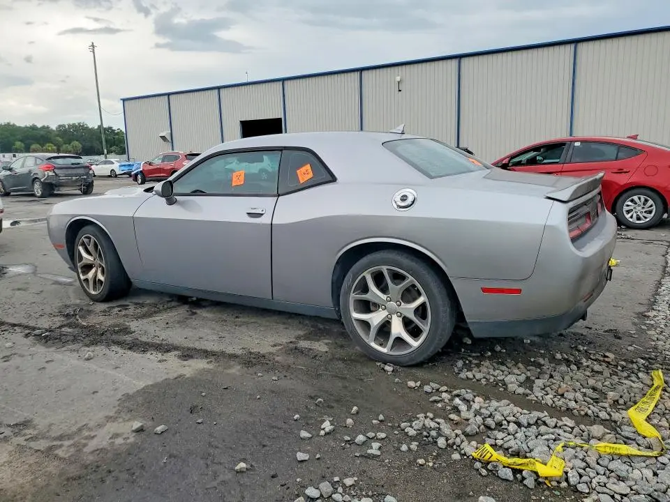 2016 DODGE CHALLENGER SXT  