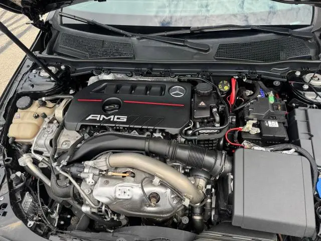 2021 MERCEDES-BENZ A 35 AMG  