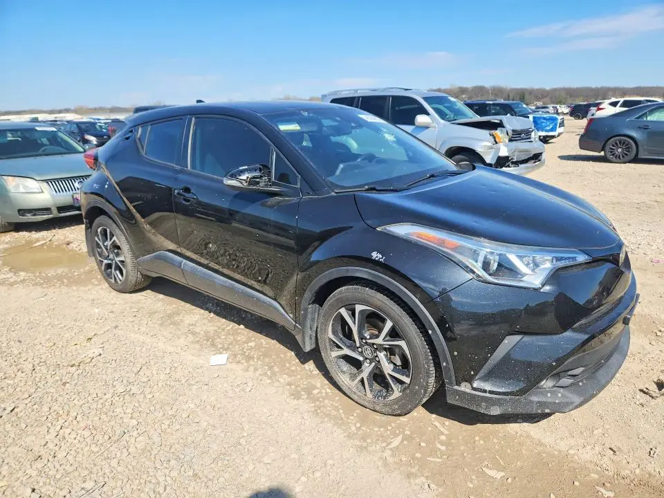 2018 TOYOTA C-HR XLE PREMIUM  