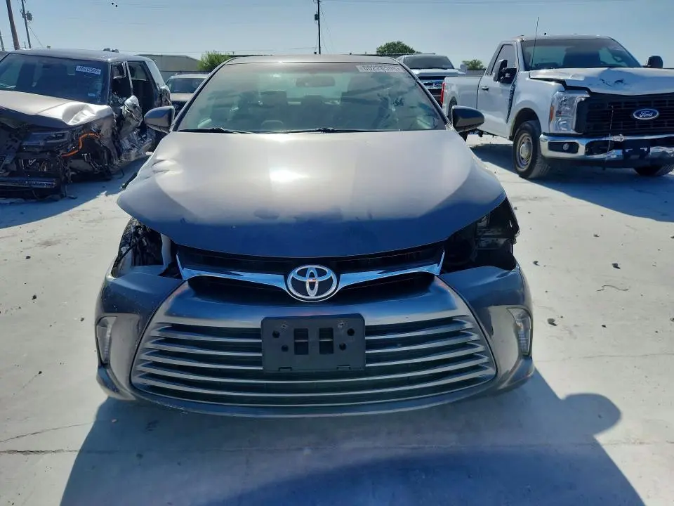2017 TOYOTA CAMRY LE  