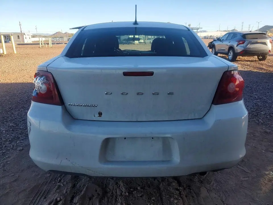 2013 DODGE AVENGER SE  
