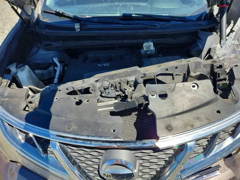 2011 NISSAN MURANO S  
