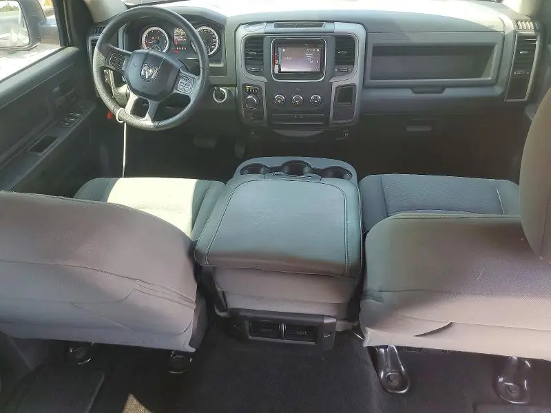 2015 RAM 1500 ST  