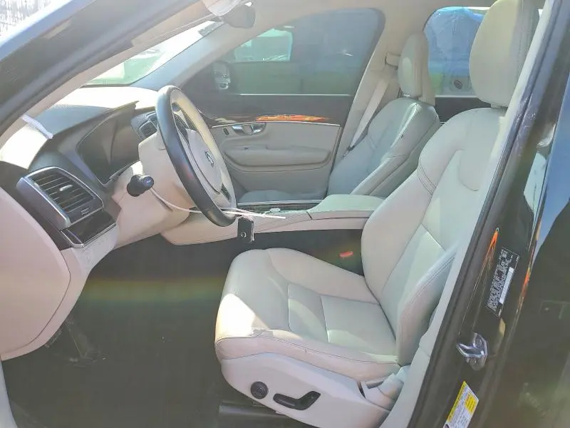 2019 VOLVO XC90 T5 MOMENTUM  