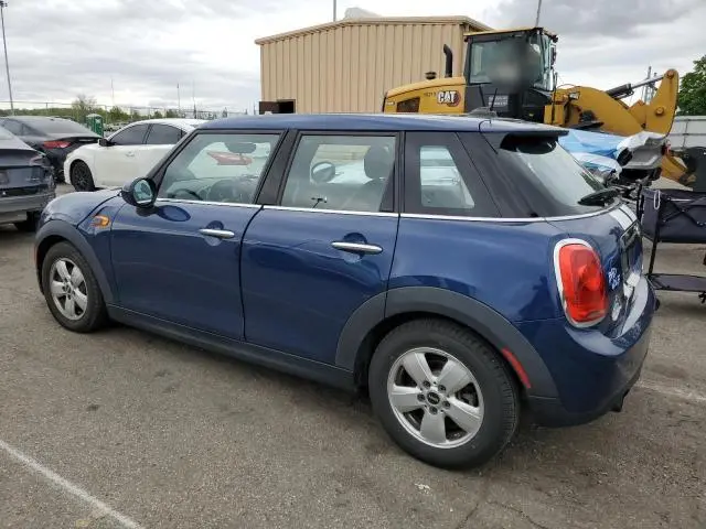 2016 MINI COOPER 