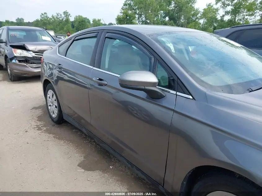 2013 FORD FUSION S