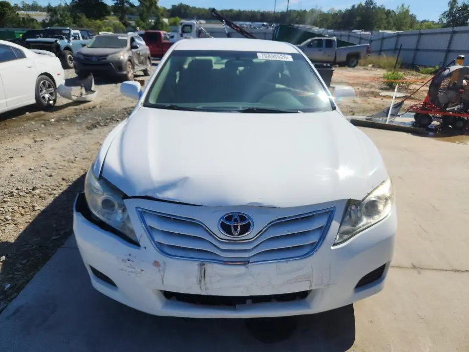 2011 TOYOTA CAMRY BASE  